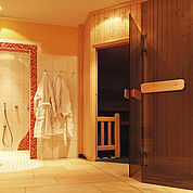 © Landhotel Traunstein - Wellnessbereich finnische Sauna 