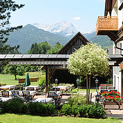 © Landhotel Gressenbauer - Panorma Terrasse 