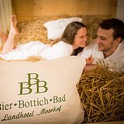Bier Bottich Bad im Landhotel Moorhof - c-hannelore-kirchner