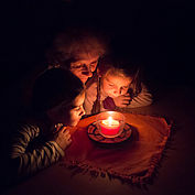 Advent, Familie im Winter ©Tirol Werbung Martina Wiedenhofer