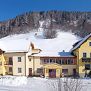 © Landhotel Stofflerwirt - Wintersonne in St. Michael im Lungau