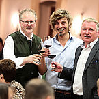 gesellige Stimmung beim Winzerfest gesellige Stimmung beim Winzerfest