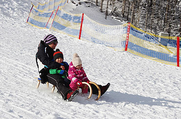 © TVB Almenland, Foto Pollhammer, Rodeln