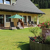 im Garten genießen © Landhotel Gressenbauer