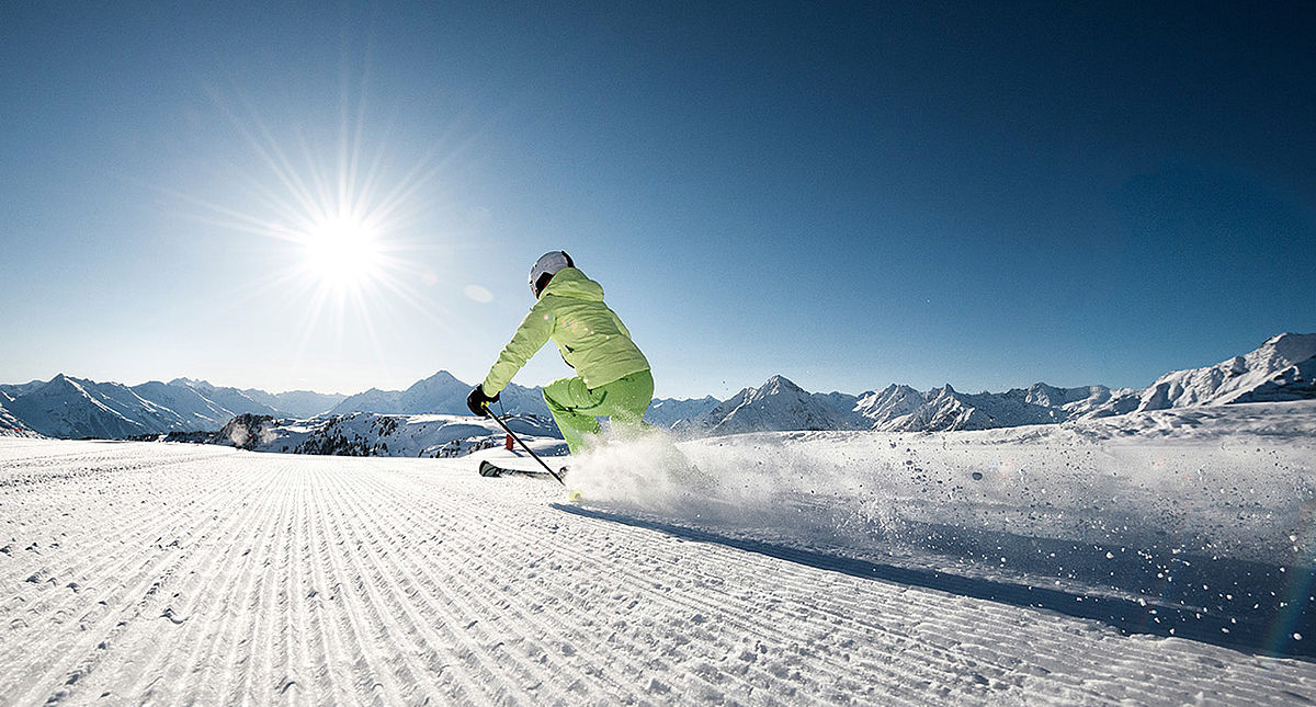 skifahren-rastkogel-c-zillertaltourismus-andre-schoenherr