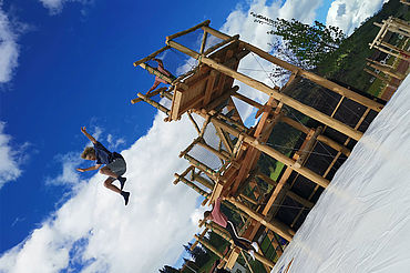 Sprungturm mit Airbag im Drachental Wildschönau im Sommer, Fotograf: T.L, (c) Wildschönau-Tourismus