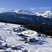 © Landhotel Dolomitenhof - Winter Aussenansicht 