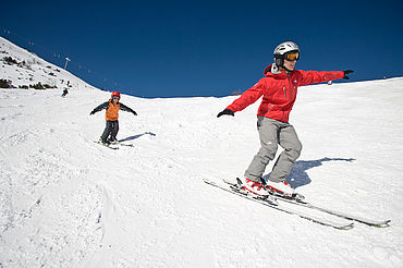 Skikurs am Feuerkogel, (c) Oberösterreich Tourismus GmbH, Himsl	