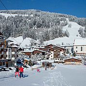 © Landhotel Tirolerhof/ Thomas Trinkl - direkt an der Skipiste