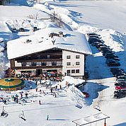 © Landhotel Salzburger Dolomitenhof - Hotelansicht Winter 