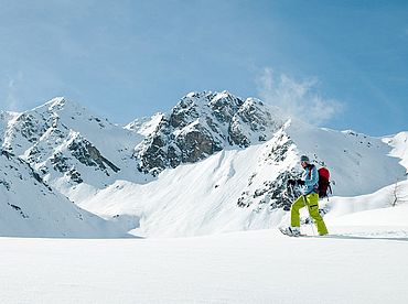 Schneeschuhwandern in Österreich mit der ganzen Familie