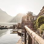 Ausblick zum Landhotel Das Traunsee zum Traunsee/ Lacus Felix 