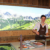 © Landhotel Alpenhof - frisch zubereitete Köstlichkeiten am Morgen