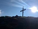 Das Gipfelkreuz in der Sonne Das Gipfelkreuz in der Sonne