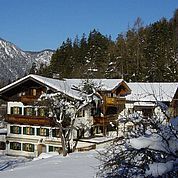 © Landhotel Schuetterbad - Hotelansicht Winter 