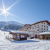 Landhotel Tirolerhof mit direkter Pistenlage 