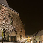 Kirche in Sierning im Winter