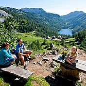 © TVB Ausserland Tom Lamm - Tauplitzalm mit Blick auf den Steirersee 