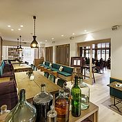 Aussenbereich Gourmetrestaurant Bootshaus - © Landhotel Das Traunsee