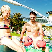 © Landhotel Traunstein - Familiengerechtes nahegelegenes Freibad