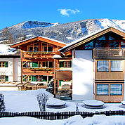 © Landhotel Schuetterbad - Hotelansicht Winter