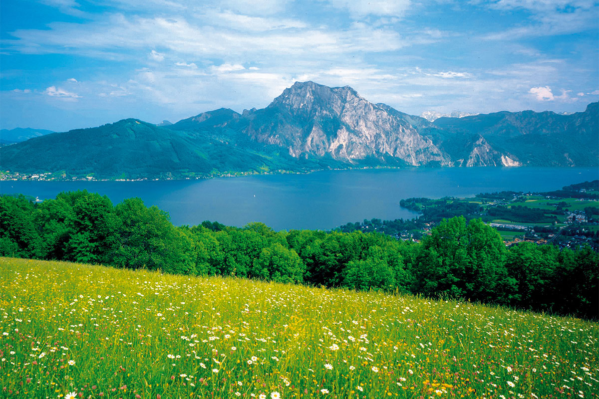 Blick auf den Traunsee und Traunstein, (c) Oberösterreich Tourismus GmbH, Popp