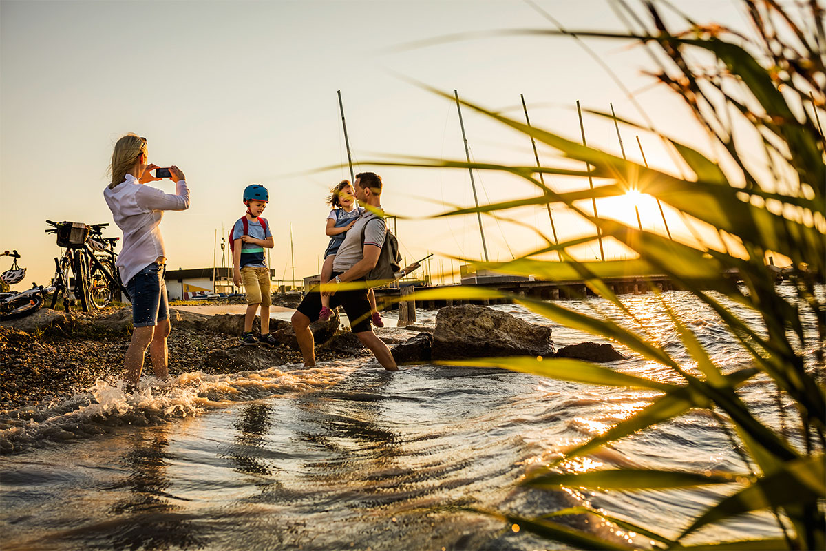 Familie am neusiedlersee, (c) Neusiedler See Tourismus / Dieter Steinbach